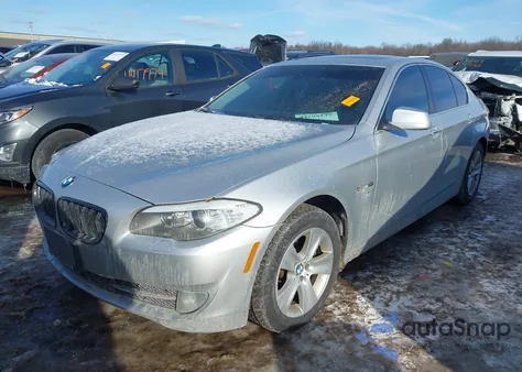 2012 BMW 528I xDrive z USA, uszkodzony, nr VIN WBAXH5C51CC595226